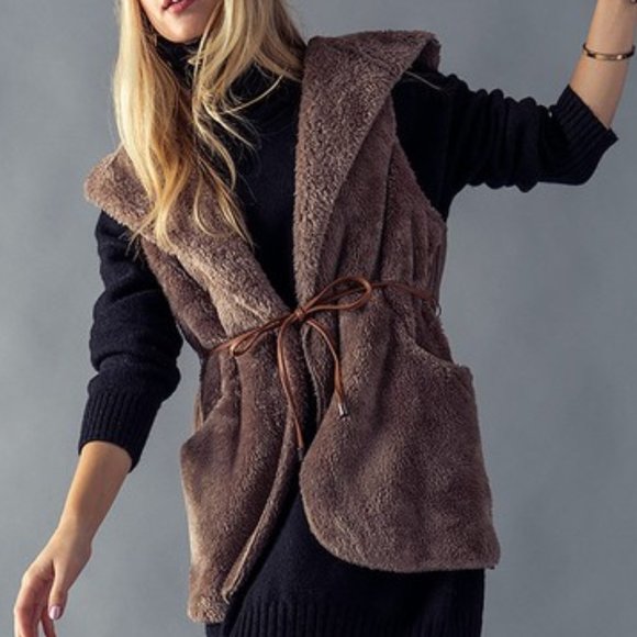 Faux Fur Hooded Vest With Pockets - Picture 2 of 3